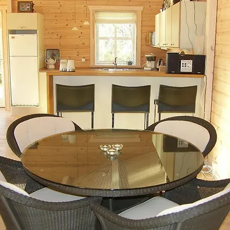 Holiday Skovvejen H- 4156 בית נופש Fuglslev